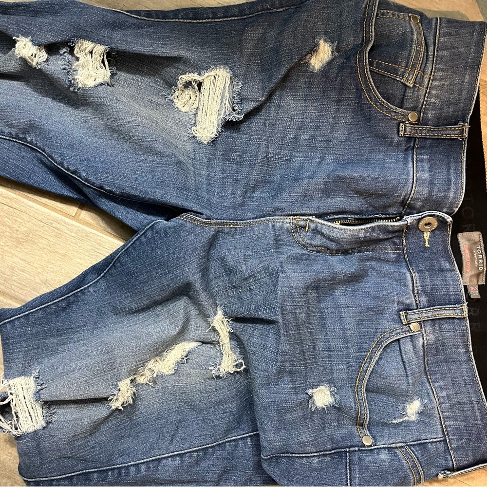 Torrid Bombshell skinny size 16